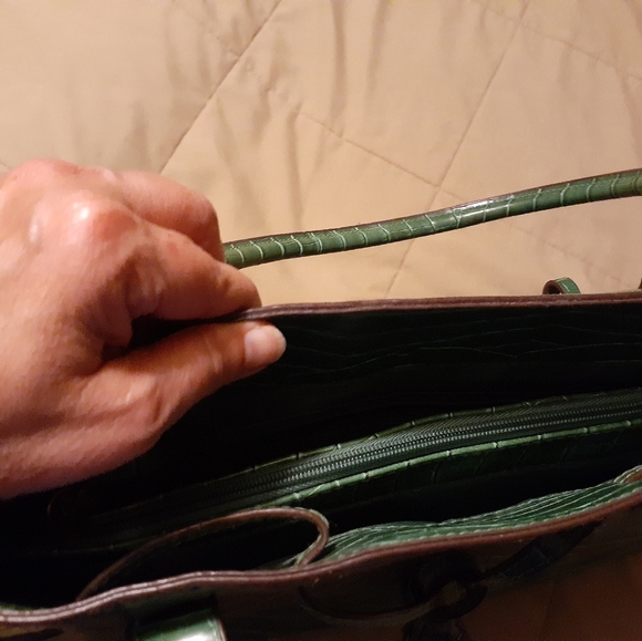 Purse - Picture 2 of 2